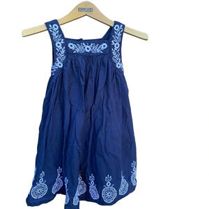 TAHARI girls size 6 navy blue with white embroidery on bottom